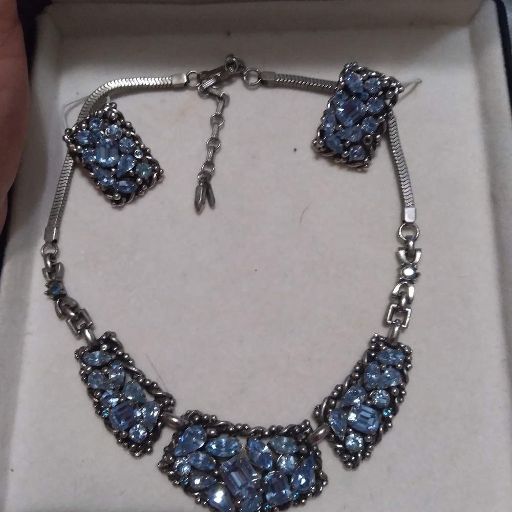 Vintage, Barclay,baby blue, clip on earrings with matching necklace.